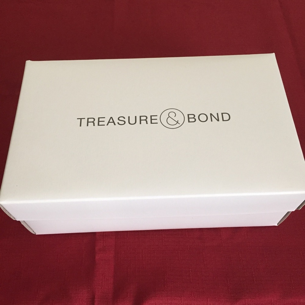 Treasure&Bond Only Empty Shoes Box